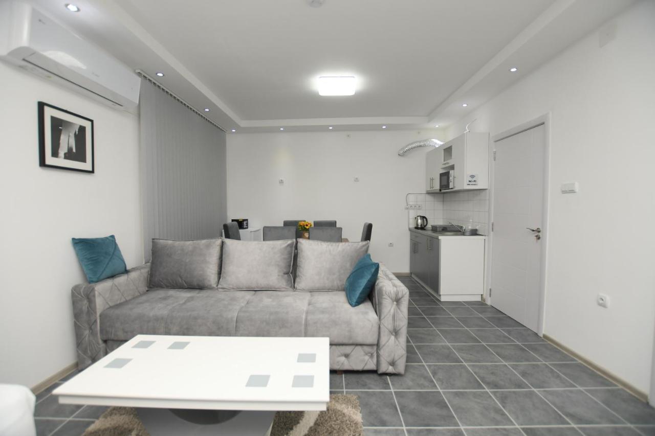 Relax Apartmani Кладово Екстериор снимка