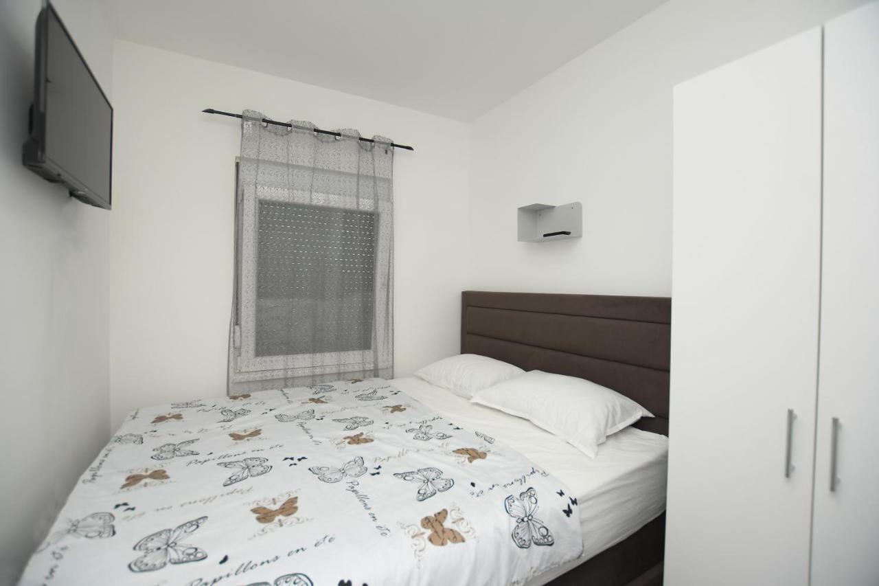 Relax Apartmani Кладово Екстериор снимка