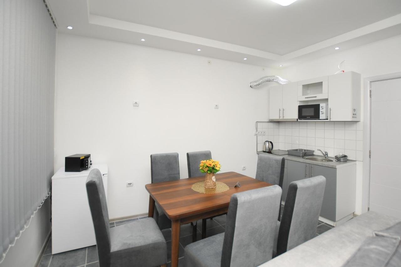 Relax Apartmani Кладово Екстериор снимка